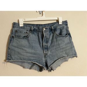 Levi Strauss - size 34 - EUC - denim